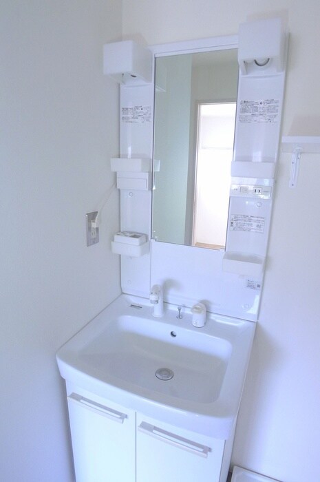 物件内観写真12　(洗面)