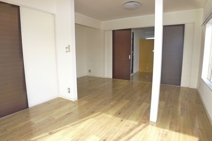 物件内観写真21　(居室)