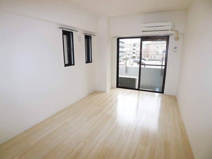 物件内観写真10　(居室)