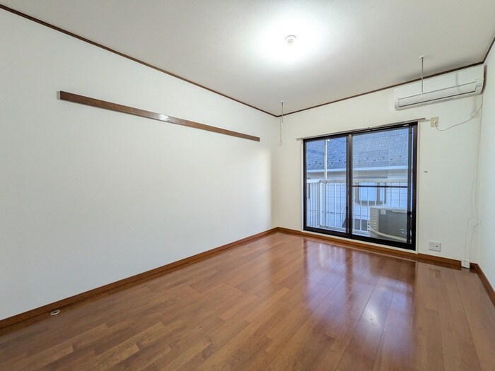 御塚山ハイツＢ棟のベランダ・バルコニー