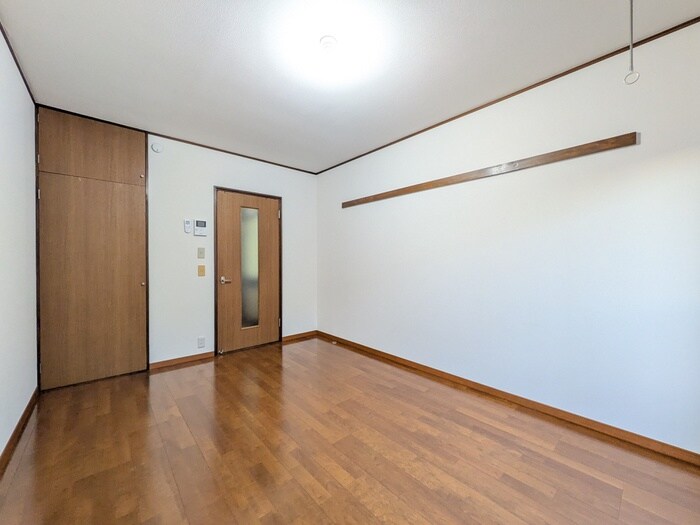 御塚山ハイツＢ棟の居室