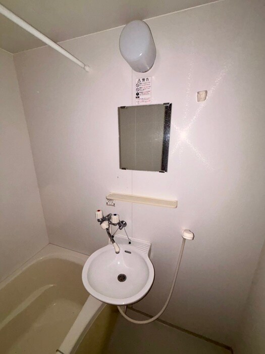 物件内観写真13　(洗面)