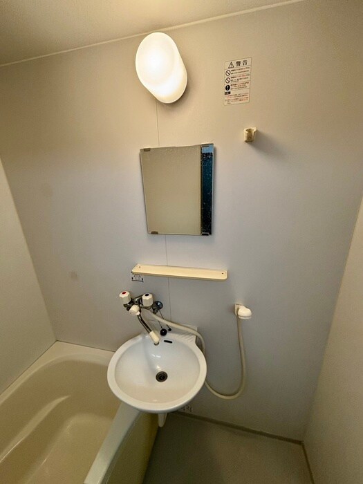 物件内観写真13　(洗面)