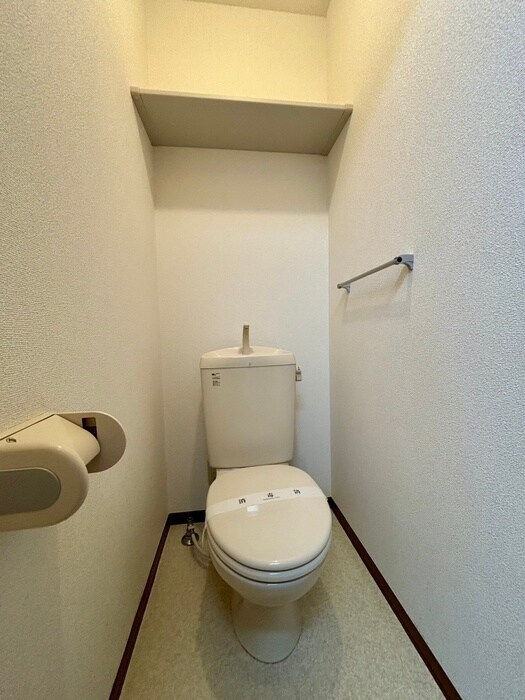 物件内観写真14　(トイレ)