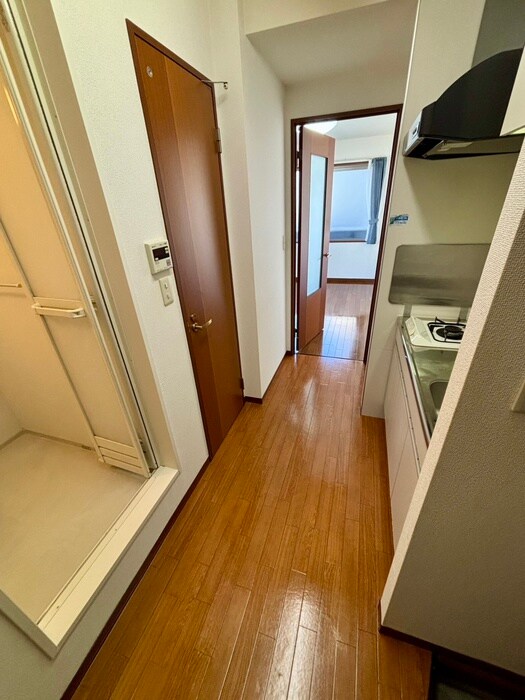 物件内観写真19　(廊下)