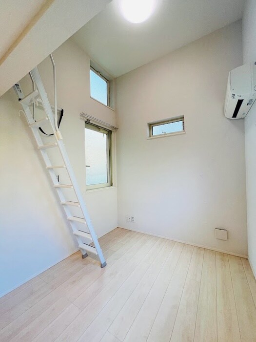 物件内観写真10　(居室)