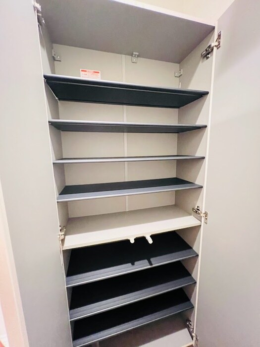 物件内観写真18　(靴箱)