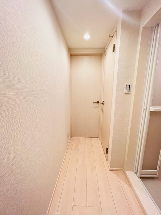 物件内観写真19　(廊下)