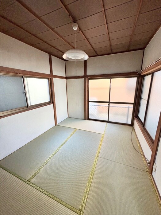 物件内観写真9　(居室)