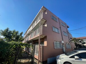 ロイヤルハイツ篠外観写真