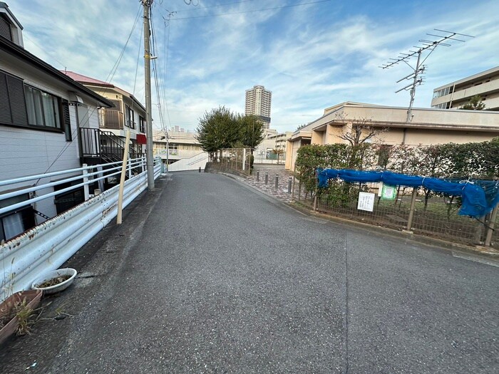 物件外観写真6　(周辺環境)