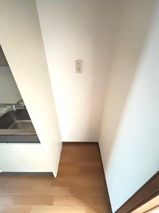 物件内観写真14　(洗濯機置場)