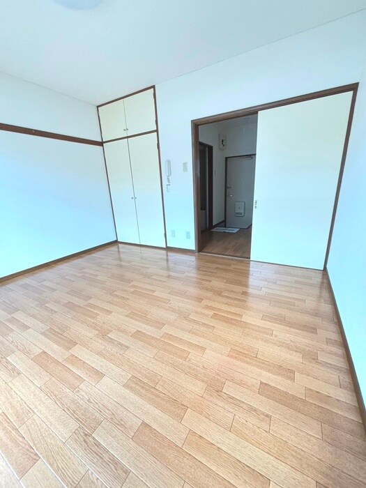 物件内観写真18　(居室)