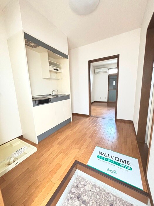 物件内観写真20　(廊下)