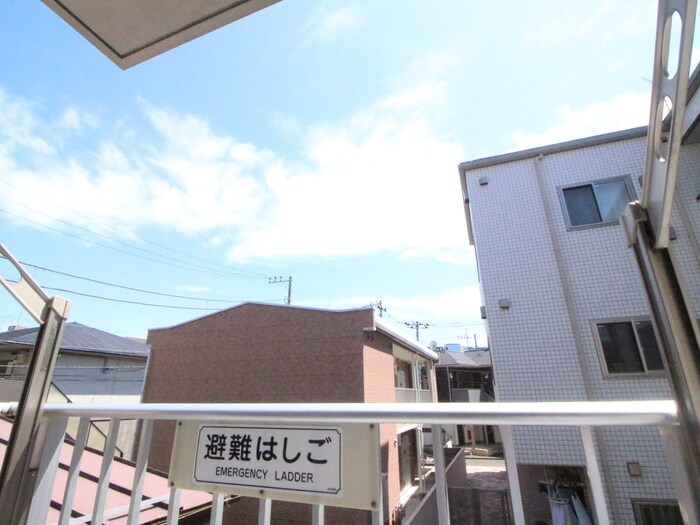 物件内観写真14　(室内からの展望)