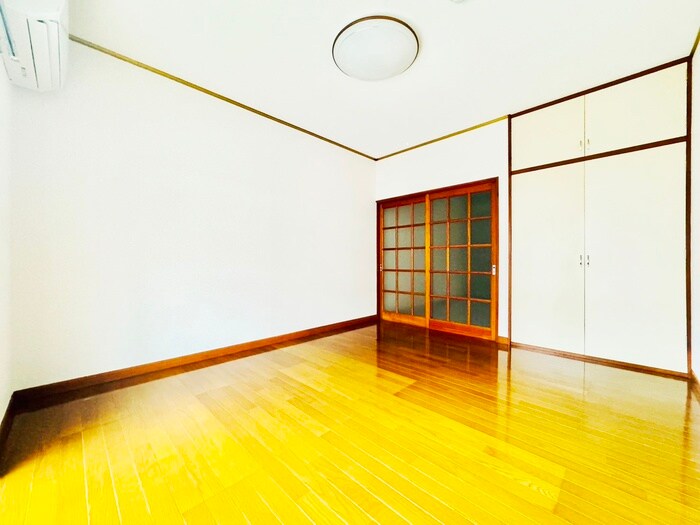 物件内観写真8　(居室)