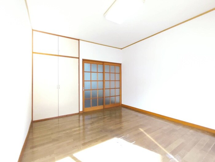 物件内観写真9　(居室)