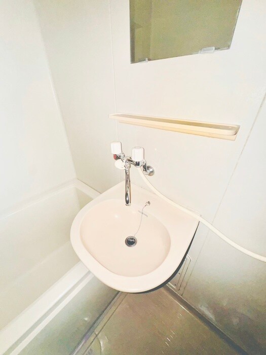 物件内観写真10　(洗面)