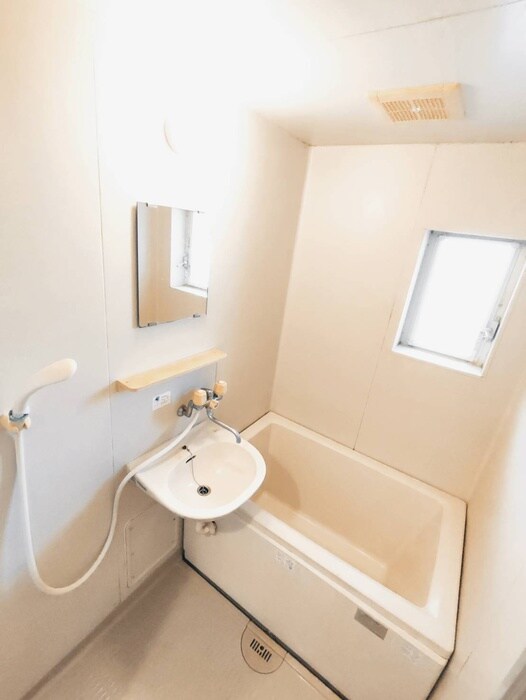 物件内観写真11　(バス／シャワールーム等)