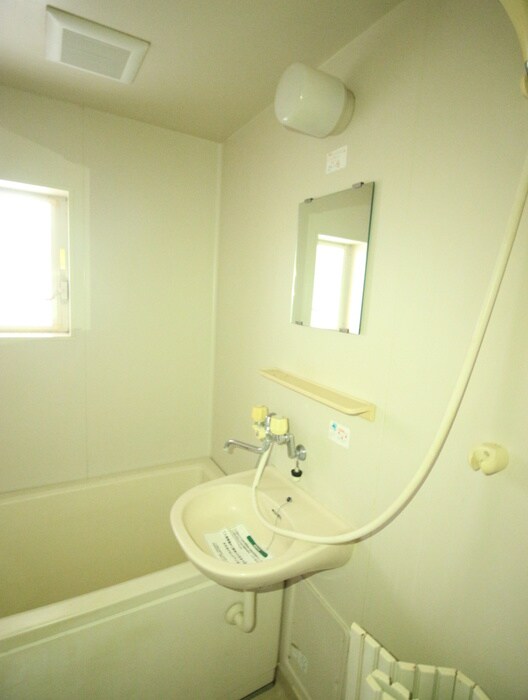 物件内観写真11　(洗面)
