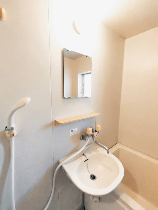 物件内観写真12　(洗面)