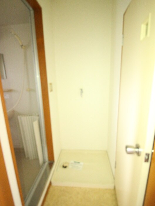 物件内観写真12　(洗濯機置場)