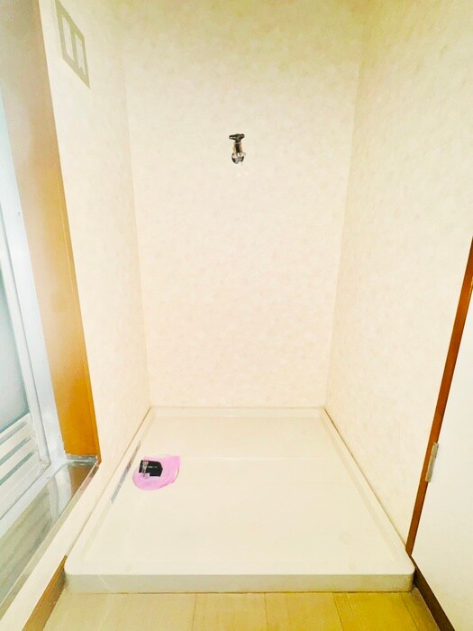 物件内観写真13　(洗濯機置場)