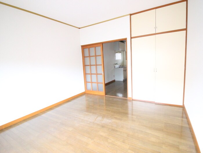 物件内観写真16　(居室)