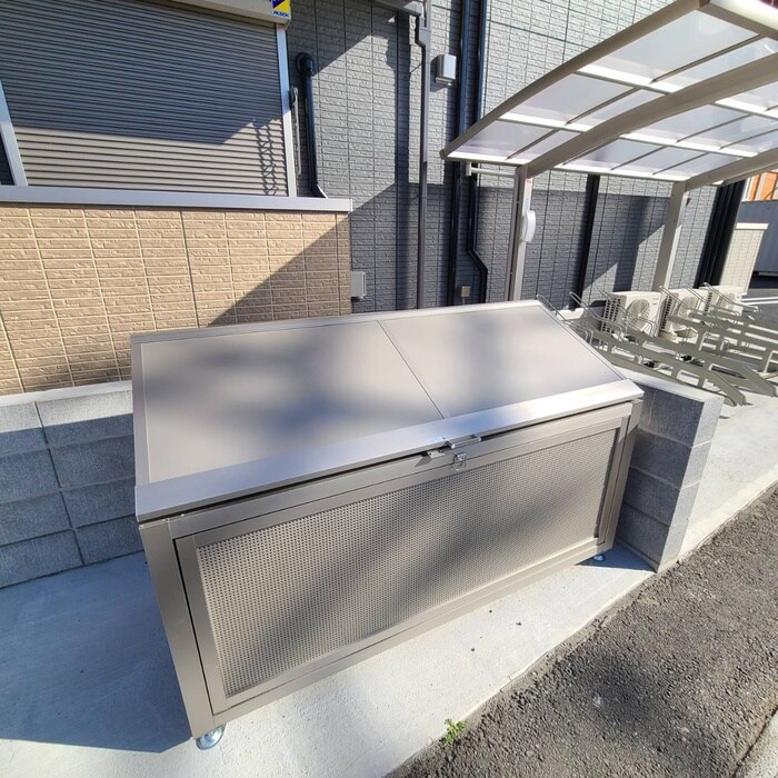 物件外観写真4　(建物設備)