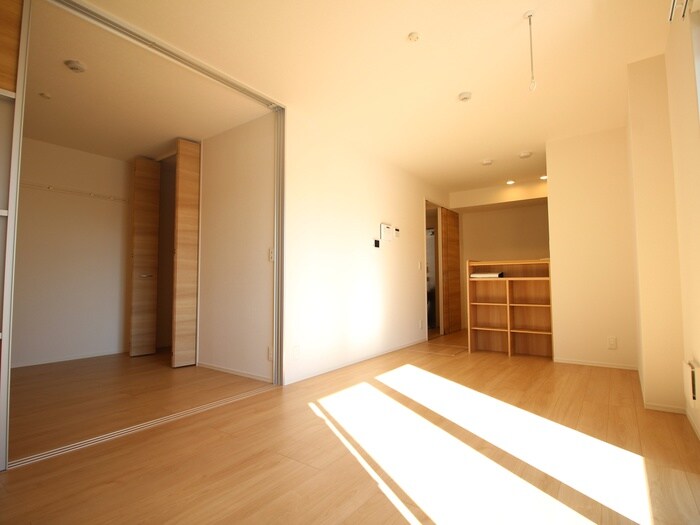 物件内観写真13　(内観写真)