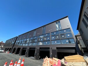 LAND BASE ICHIKAWA A外観写真