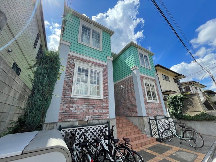 物件外観写真1　(外観写真)