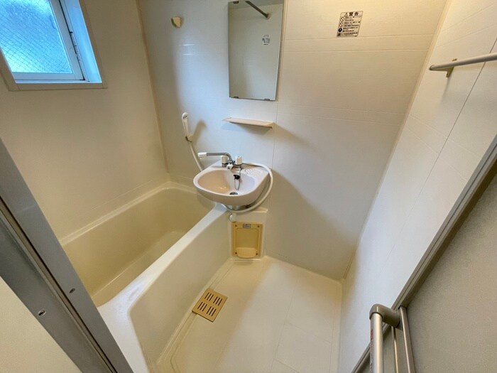 物件内観写真11　(バス／シャワールーム等)