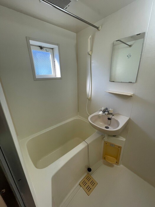 物件内観写真12　(バス／シャワールーム等)