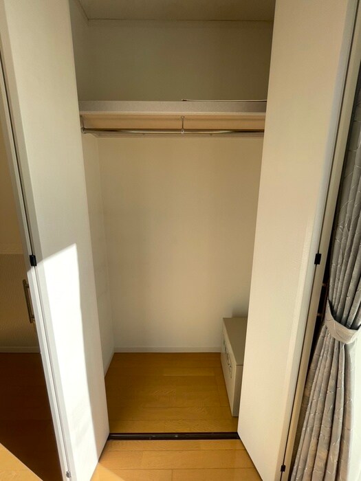 物件内観写真15　(収納)