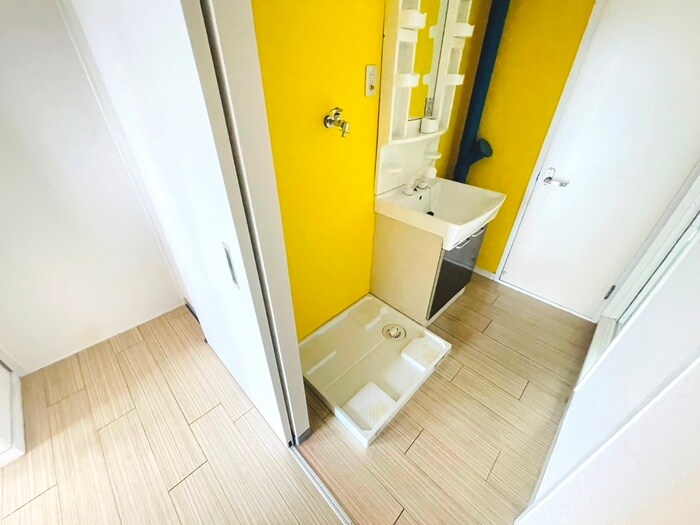 物件内観写真15　(洗濯機置場)