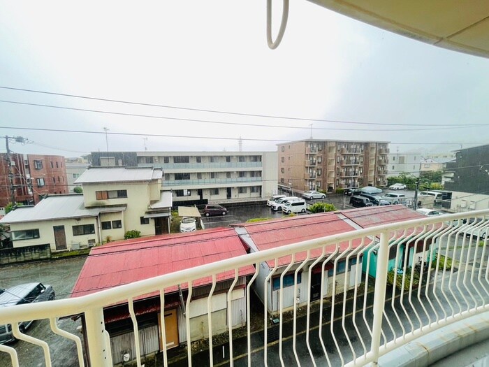 物件内観写真17　(室内からの展望)