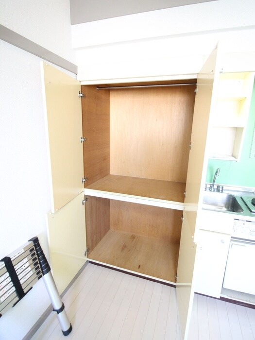 物件内観写真9　(収納)