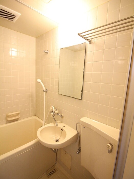 物件内観写真13　(洗面)