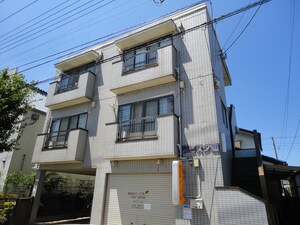ラピスタⅢ外観写真