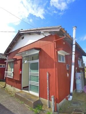 鈴木貸家外観写真