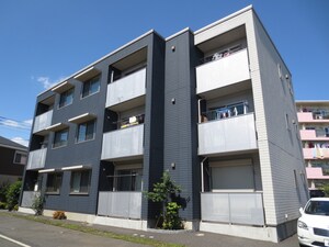 メゾンエ－デル外観写真