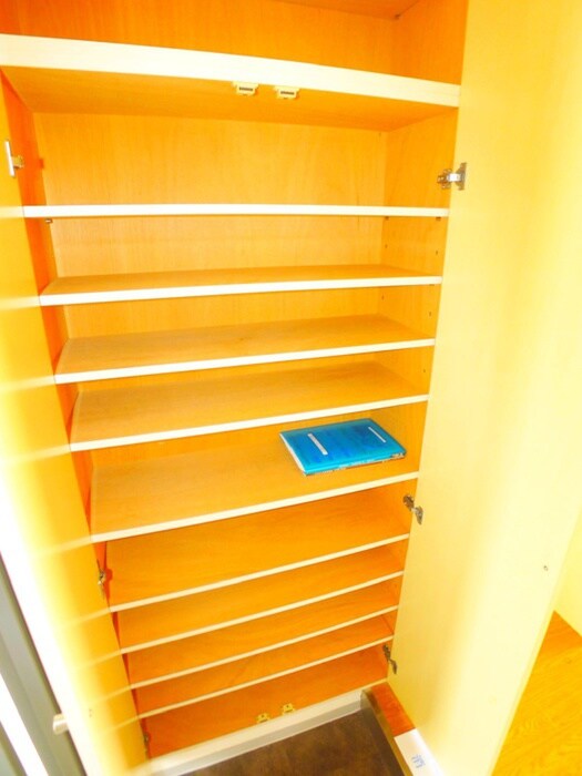 物件内観写真14　(靴箱)