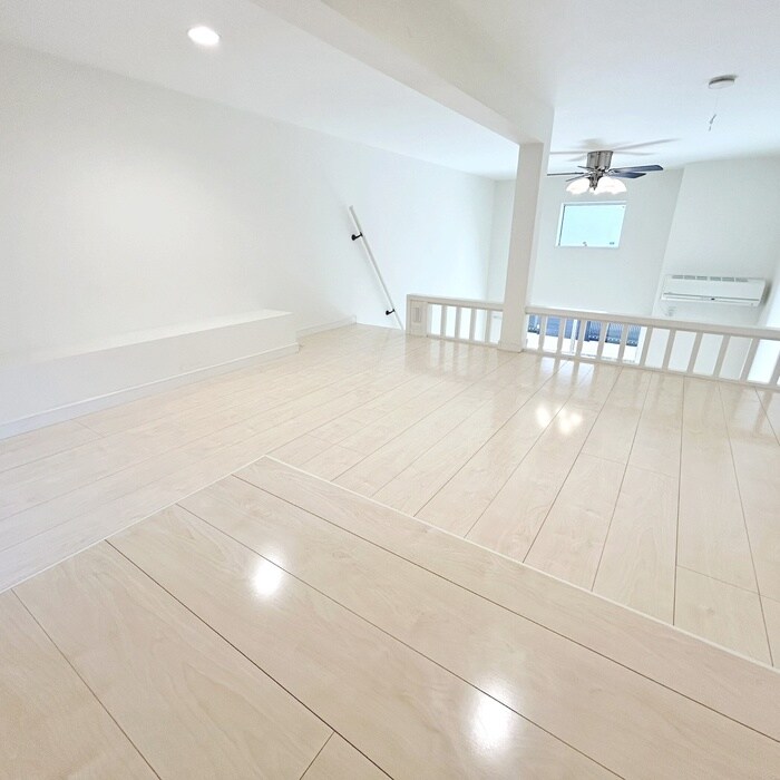 物件内観写真8　(ロフト)