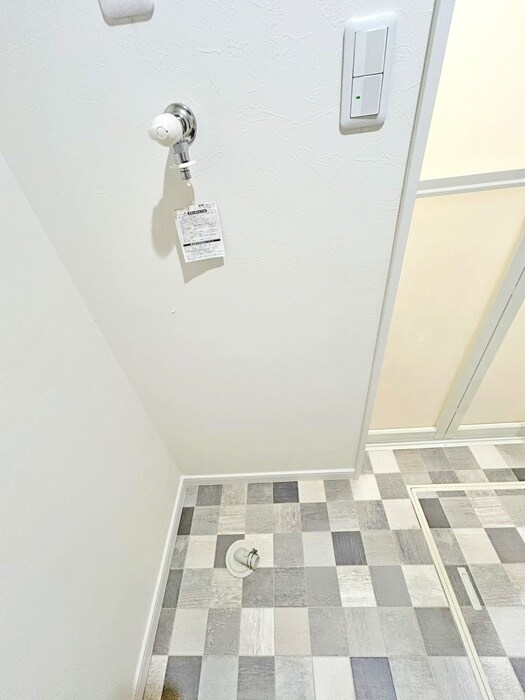 物件内観写真14　(洗濯機置場)