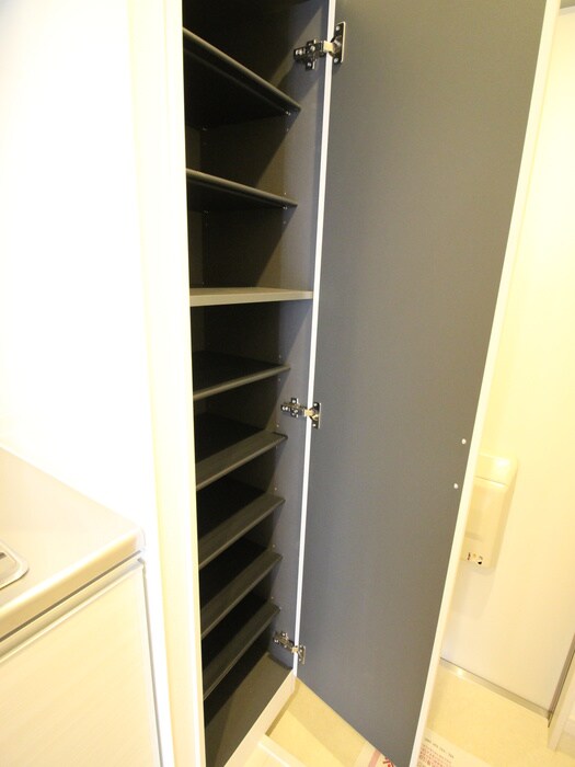 物件内観写真16　(靴箱)