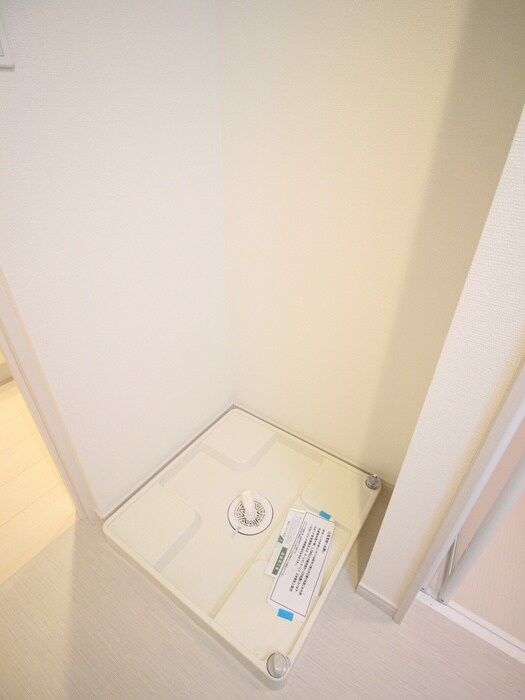 物件内観写真19　(洗濯機置場)