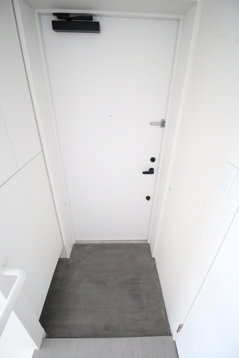 物件内観写真17　(玄関)