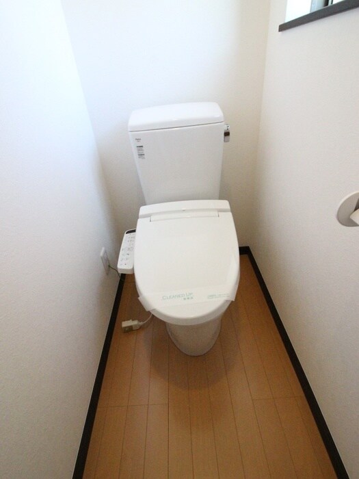 物件内観写真13　(トイレ)