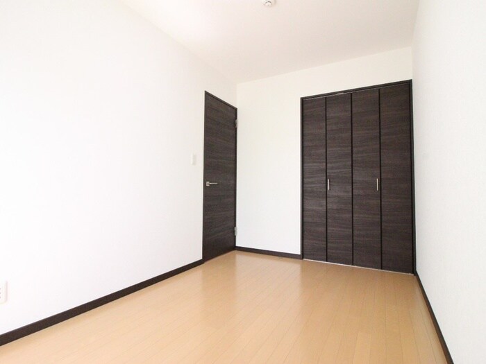 物件内観写真19　(居室)